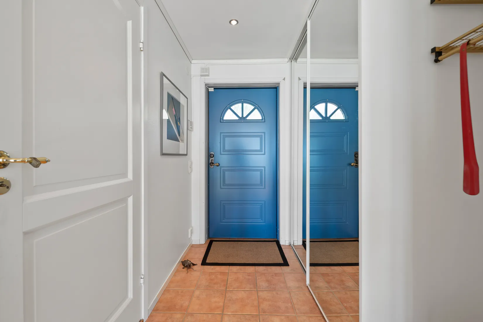 Villa, Lybecks strandväg 17, Harkie, Västerås