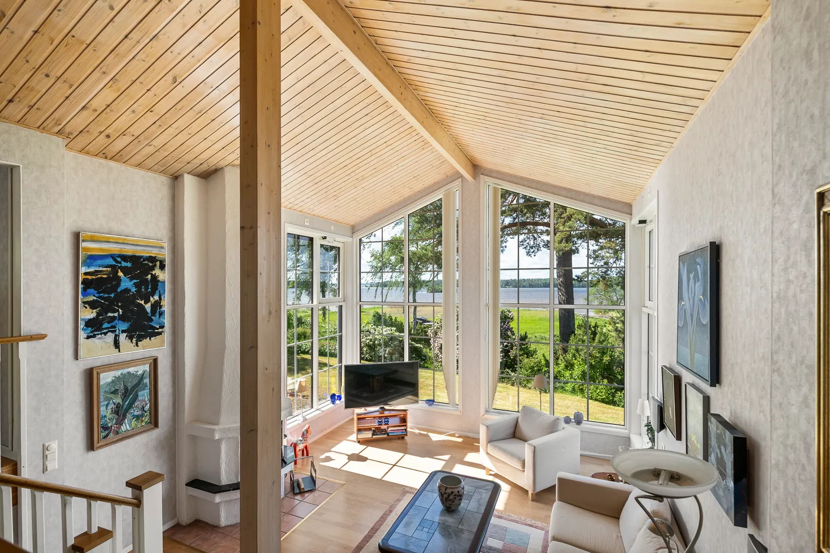 Villa, Lybecks strandväg 17, Harkie, Västerås