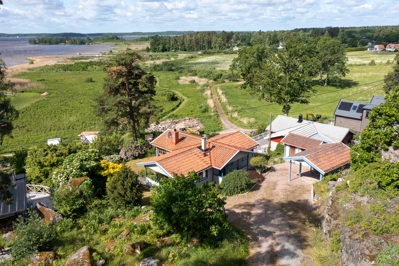 Villa, Lybecks strandväg 17, Harkie, Västerås