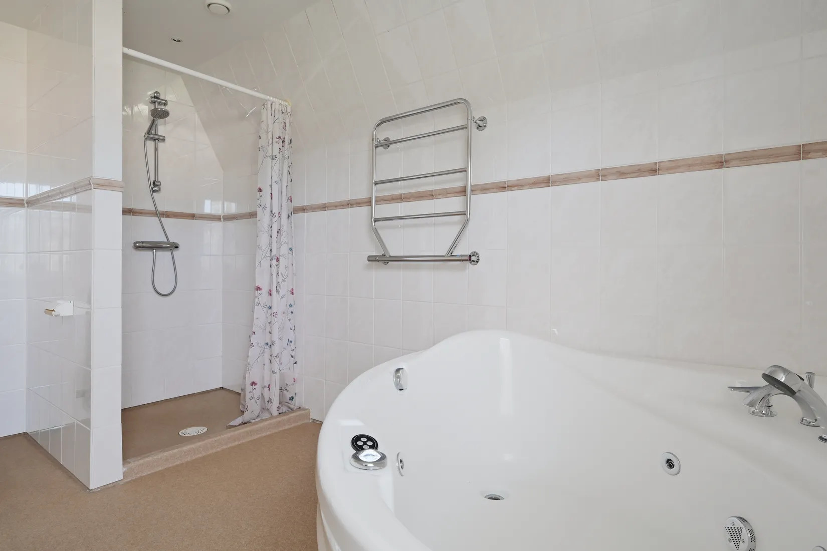 Villa, Bivägen 6B, Töjnan, Sollentuna