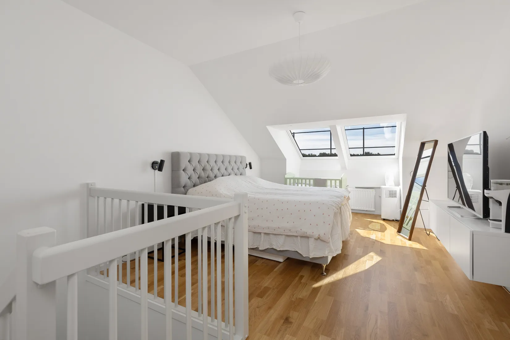 Radhus, Torsbyslingan 23, Torsby, Värmdö