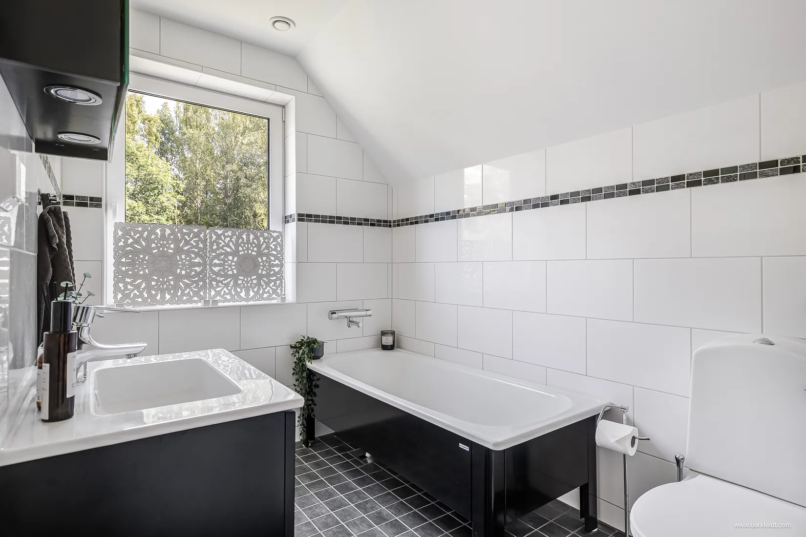 Villa, Blå vägen 30, Björklinge, Uppsala