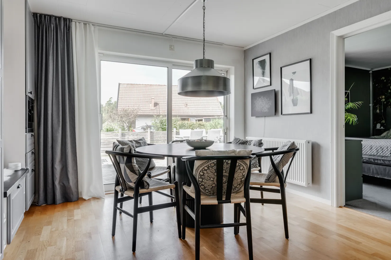 Radhus, Finnvävsgatan 25, Brämhult, Borås