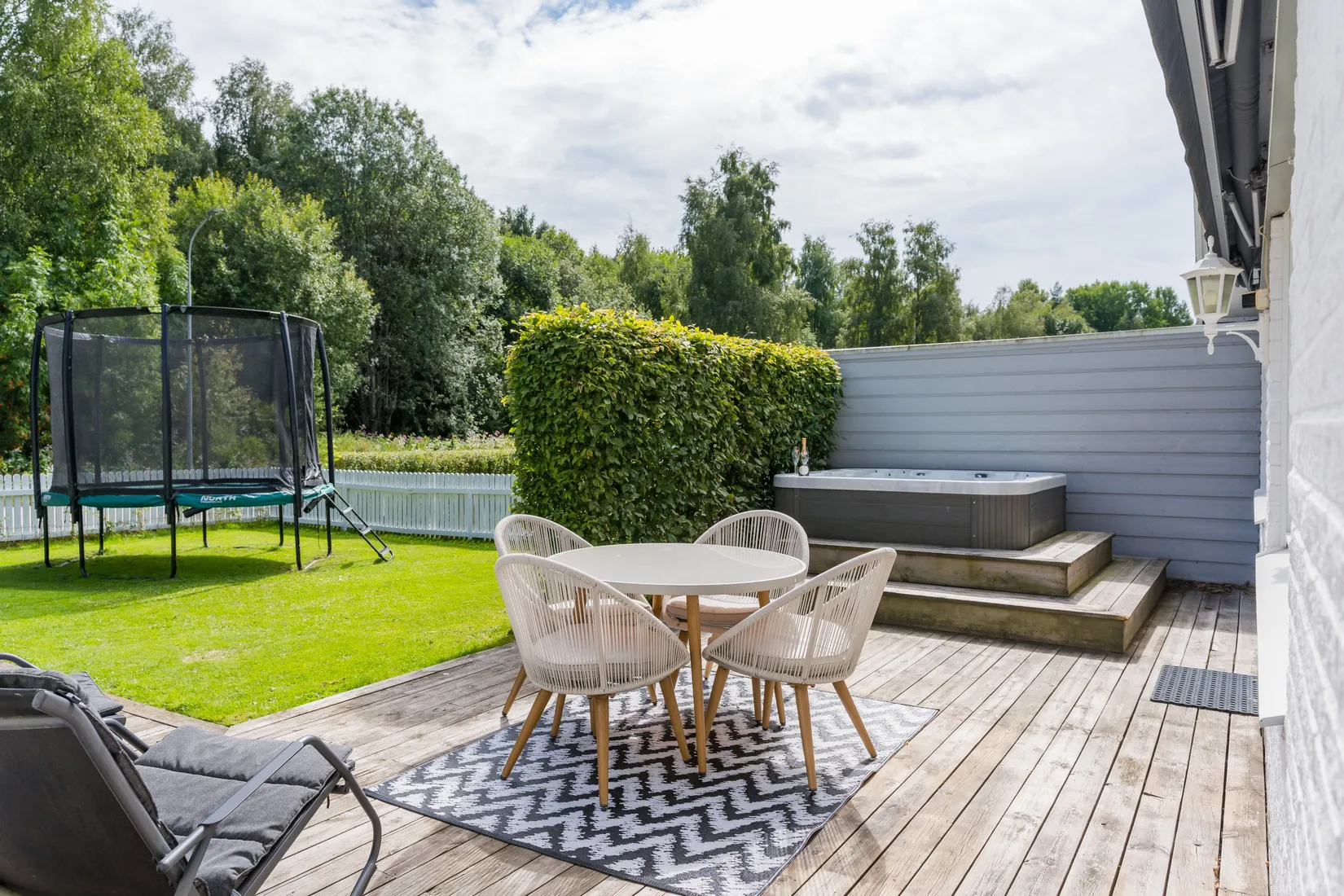 Radhus, Finnvävsgatan 25, Brämhult, Borås