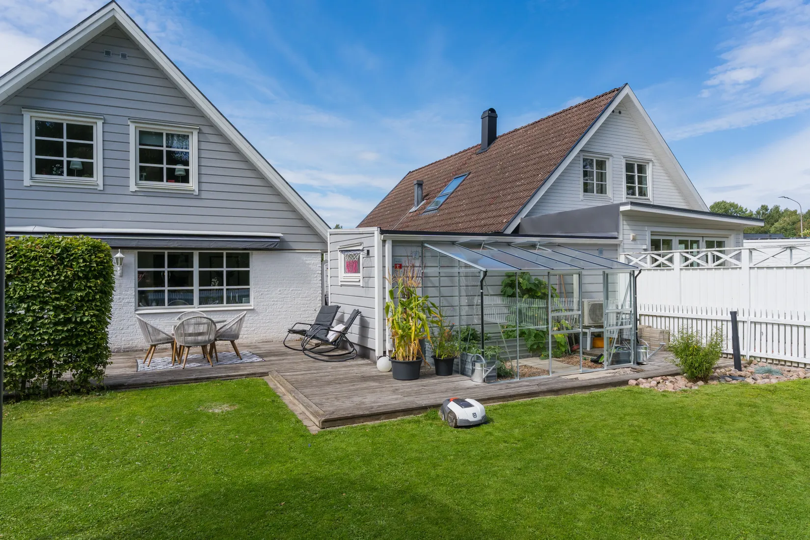 Radhus, Finnvävsgatan 25, Brämhult, Borås