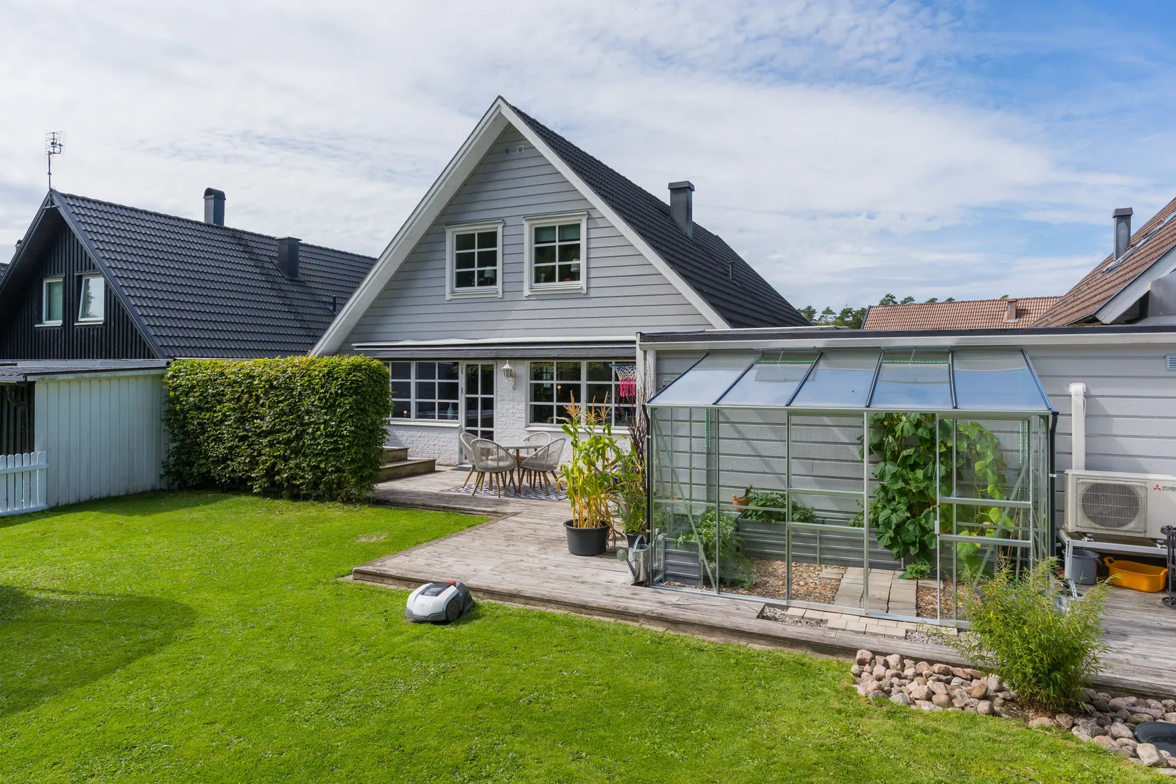 Radhus, Finnvävsgatan 25, Brämhult, Borås