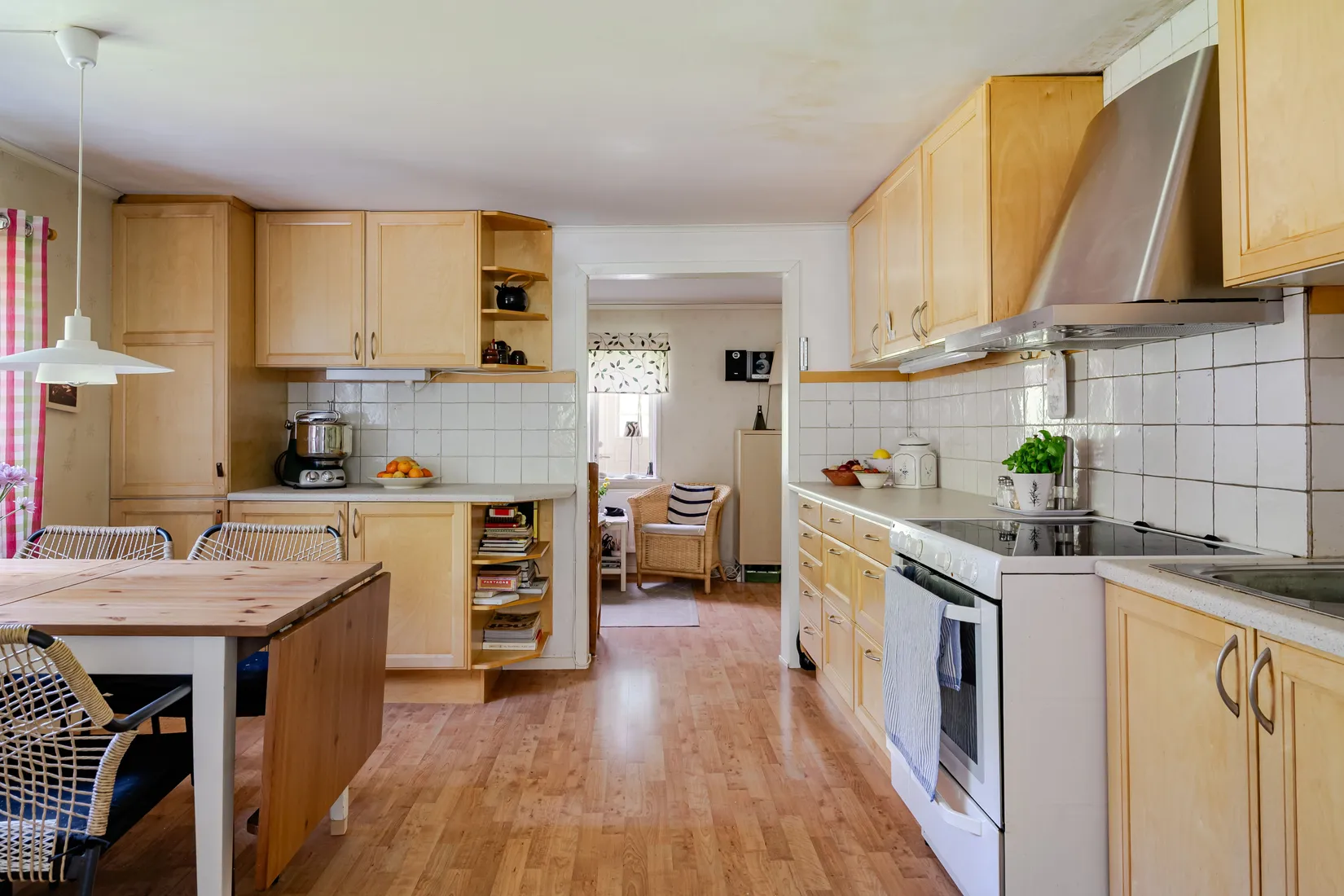 Villa, Svärdsundsvägen 5, Torö, Nynäshamn