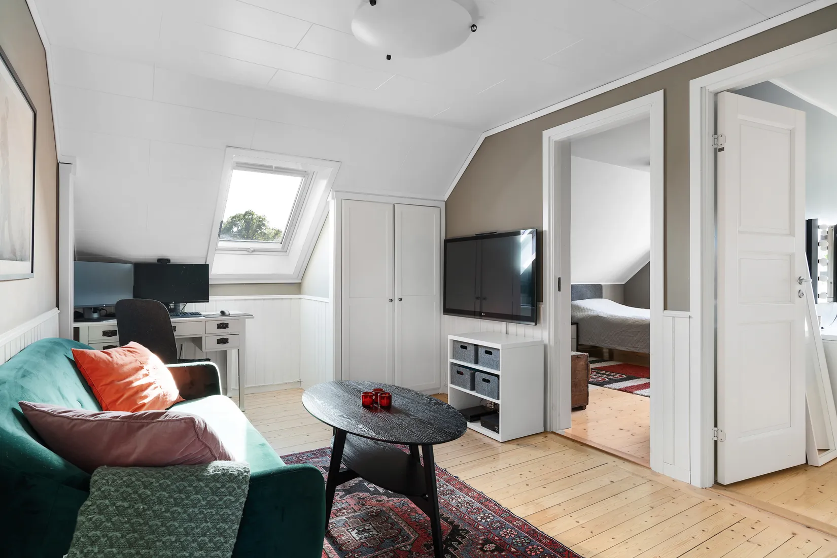 Villa, Propellergatan 5, Berghamra, Västerås