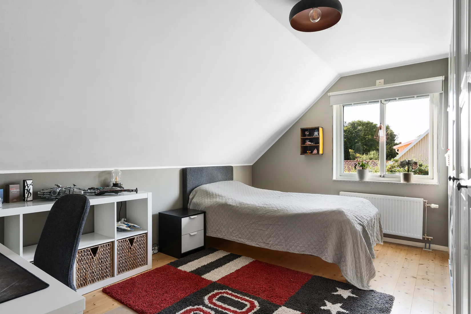 Villa, Propellergatan 5, Berghamra, Västerås