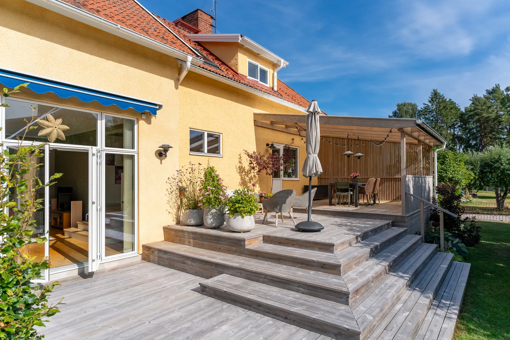 Villa, Propellergatan 5, Berghamra, Västerås