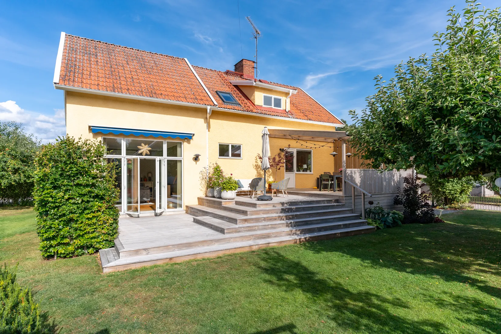 Villa, Propellergatan 5, Berghamra, Västerås