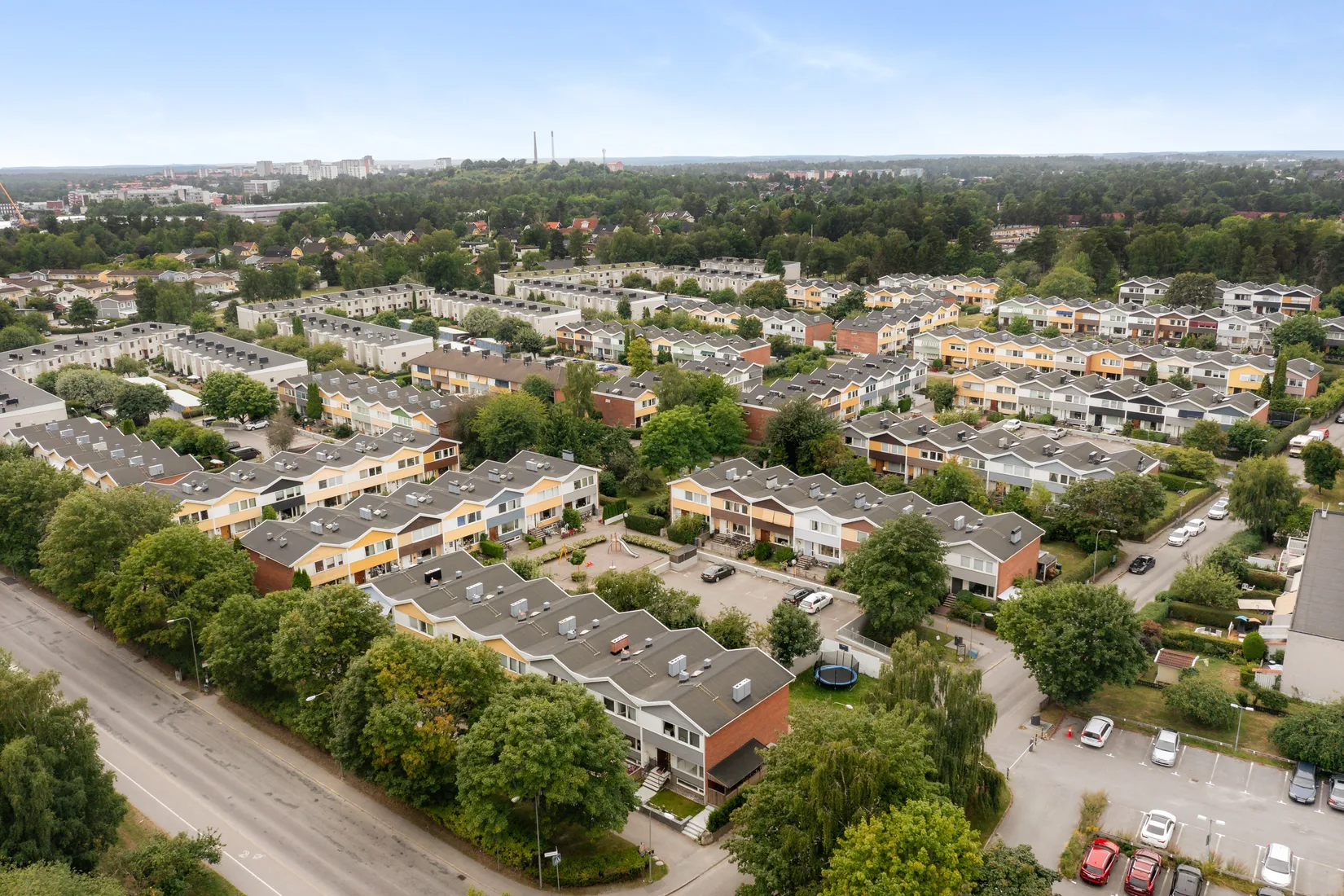 Radhus, Basgränd 26, Vällingby - Kälvesta, Stockholm