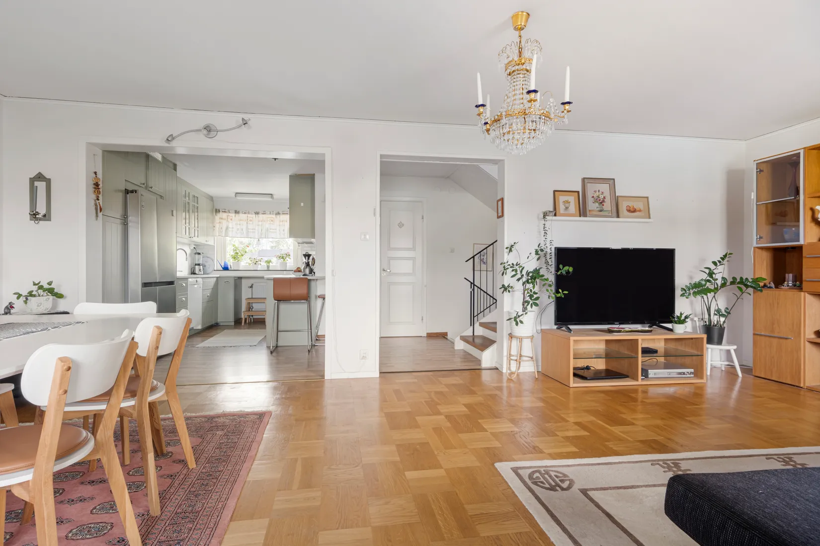 Radhus, Basgränd 26, Vällingby - Kälvesta, Stockholm