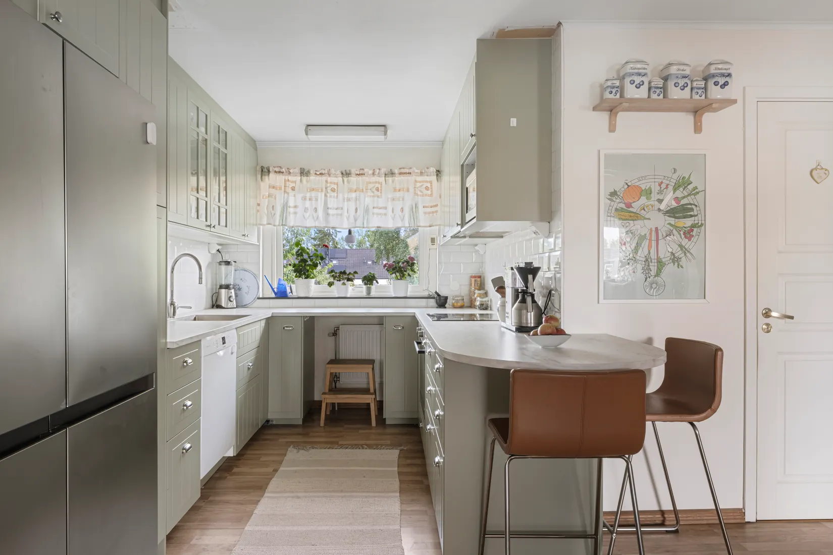 Radhus, Basgränd 26, Vällingby - Kälvesta, Stockholm