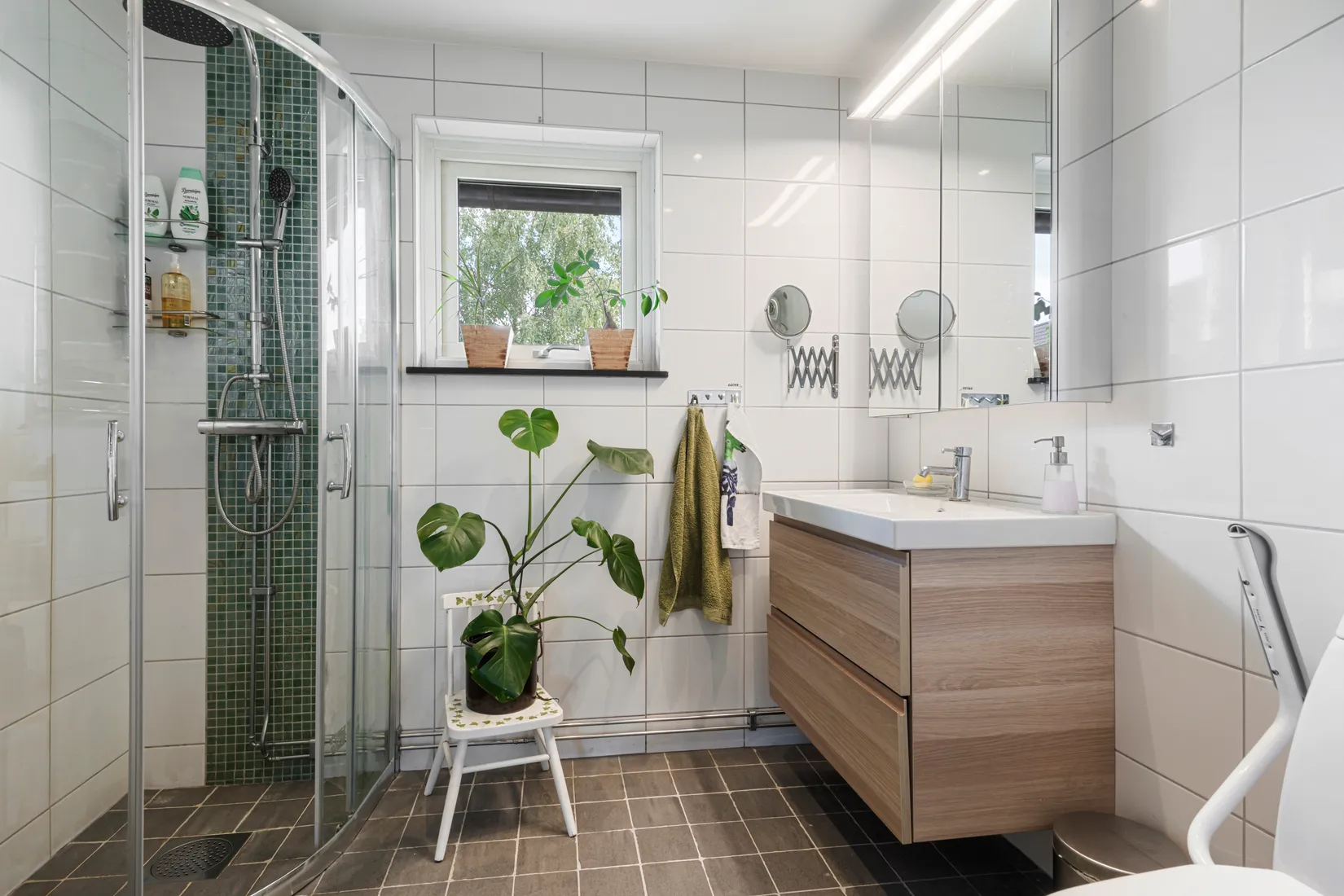 Radhus, Basgränd 26, Vällingby - Kälvesta, Stockholm