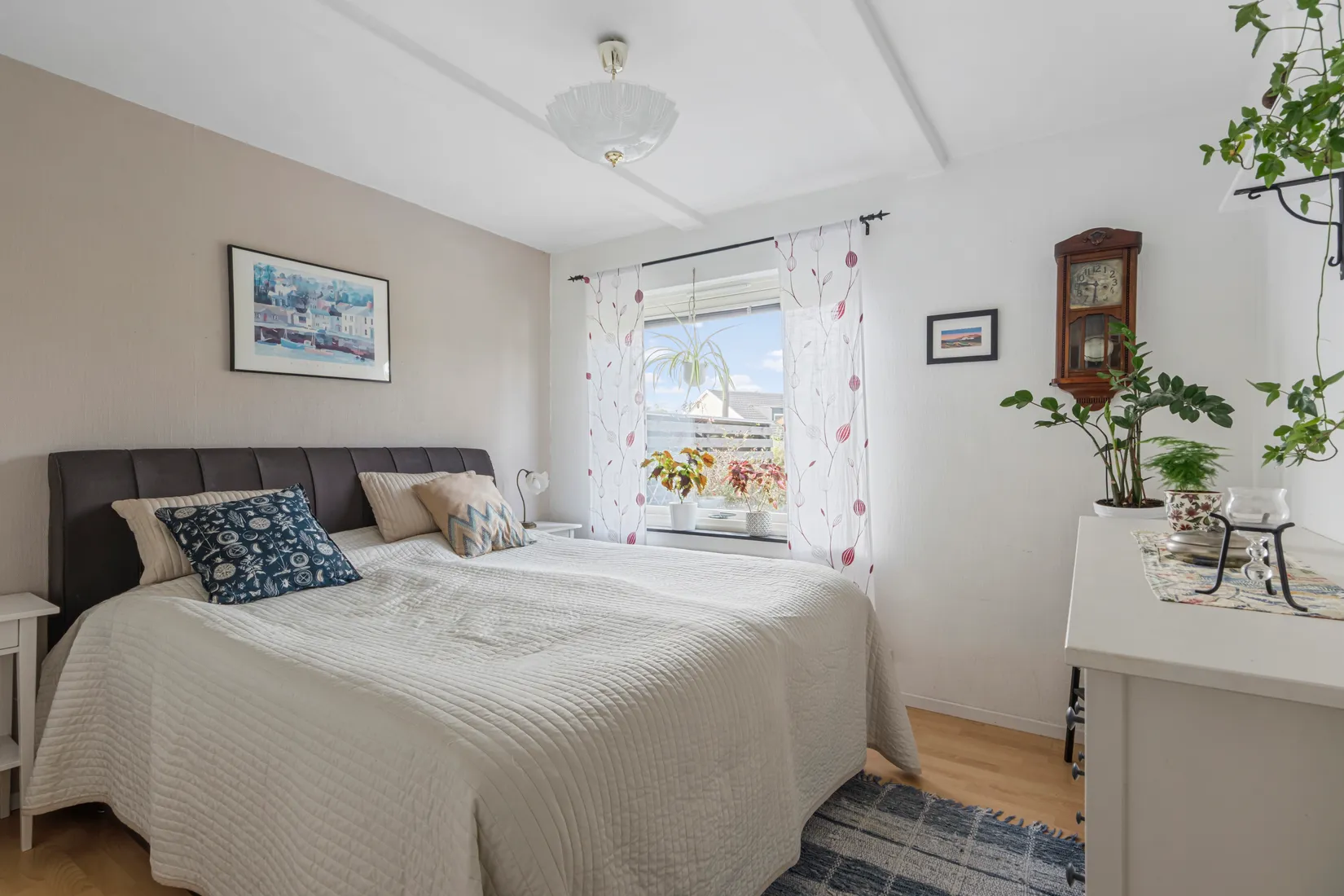 Radhus, Basgränd 26, Vällingby - Kälvesta, Stockholm