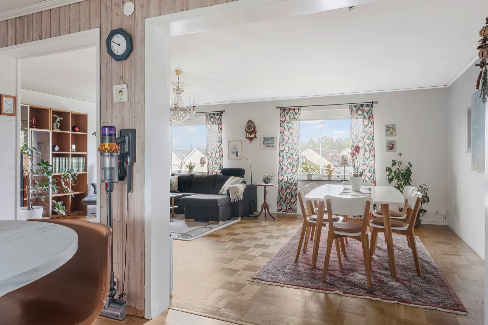 Radhus, Basgränd 26, Vällingby - Kälvesta, Stockholm