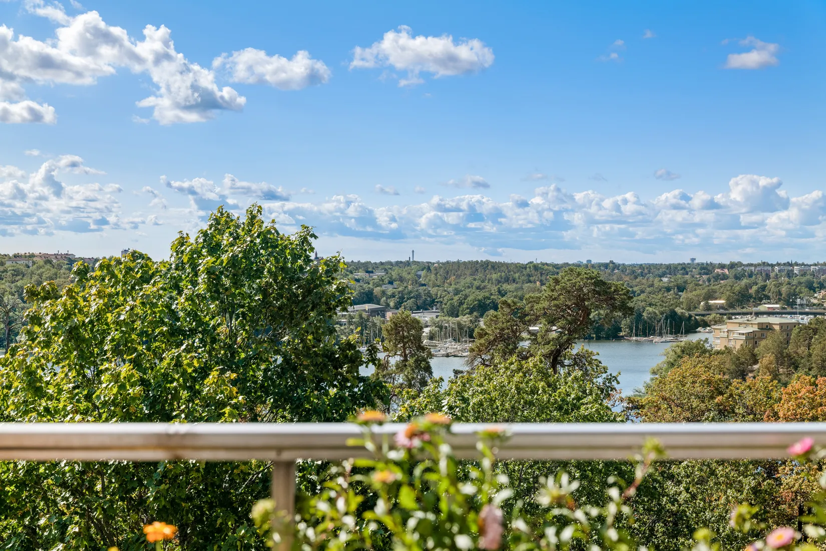 Bostadsrätt, Jungfrudansen 42, Huvudsta, Solna