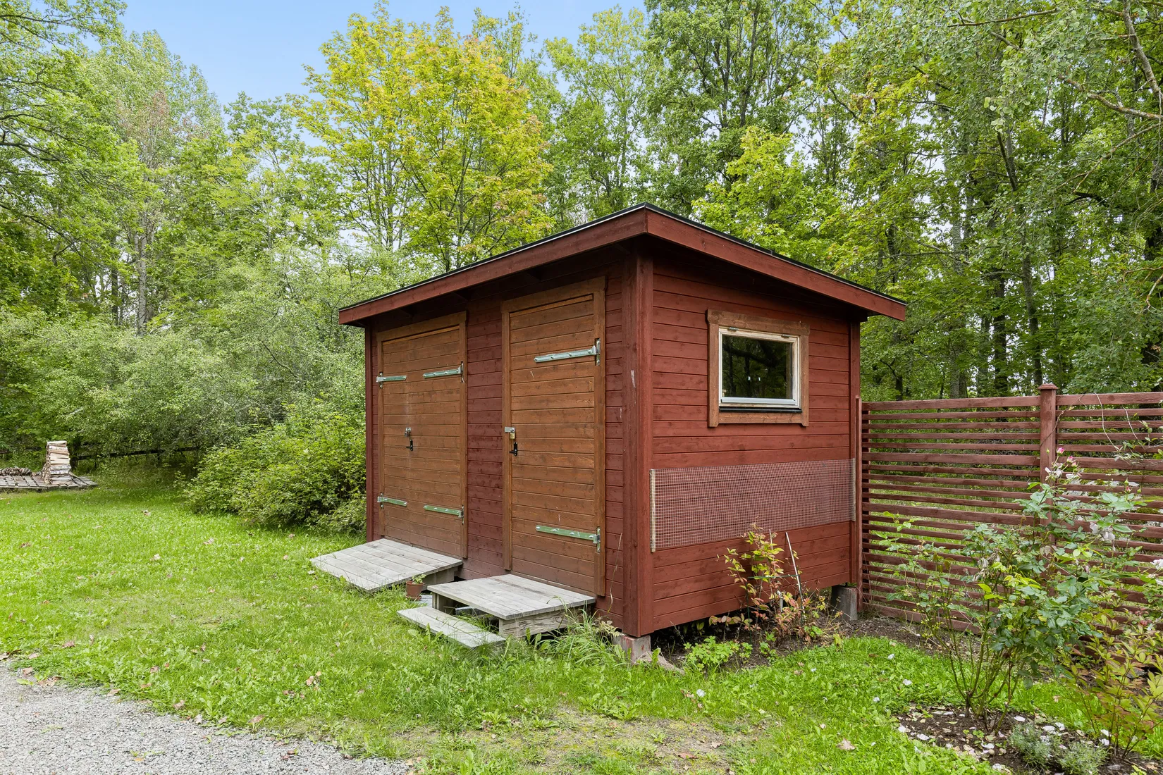 Fritidshus, Oppeby Väsby ekbacken, Kisa, Kinda