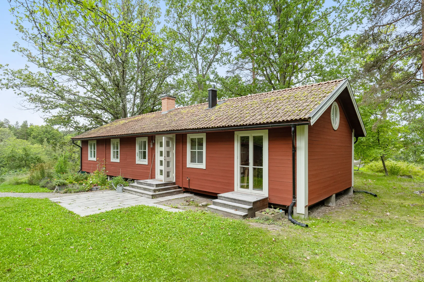 Fritidshus, Oppeby Väsby ekbacken, Kisa, Kinda