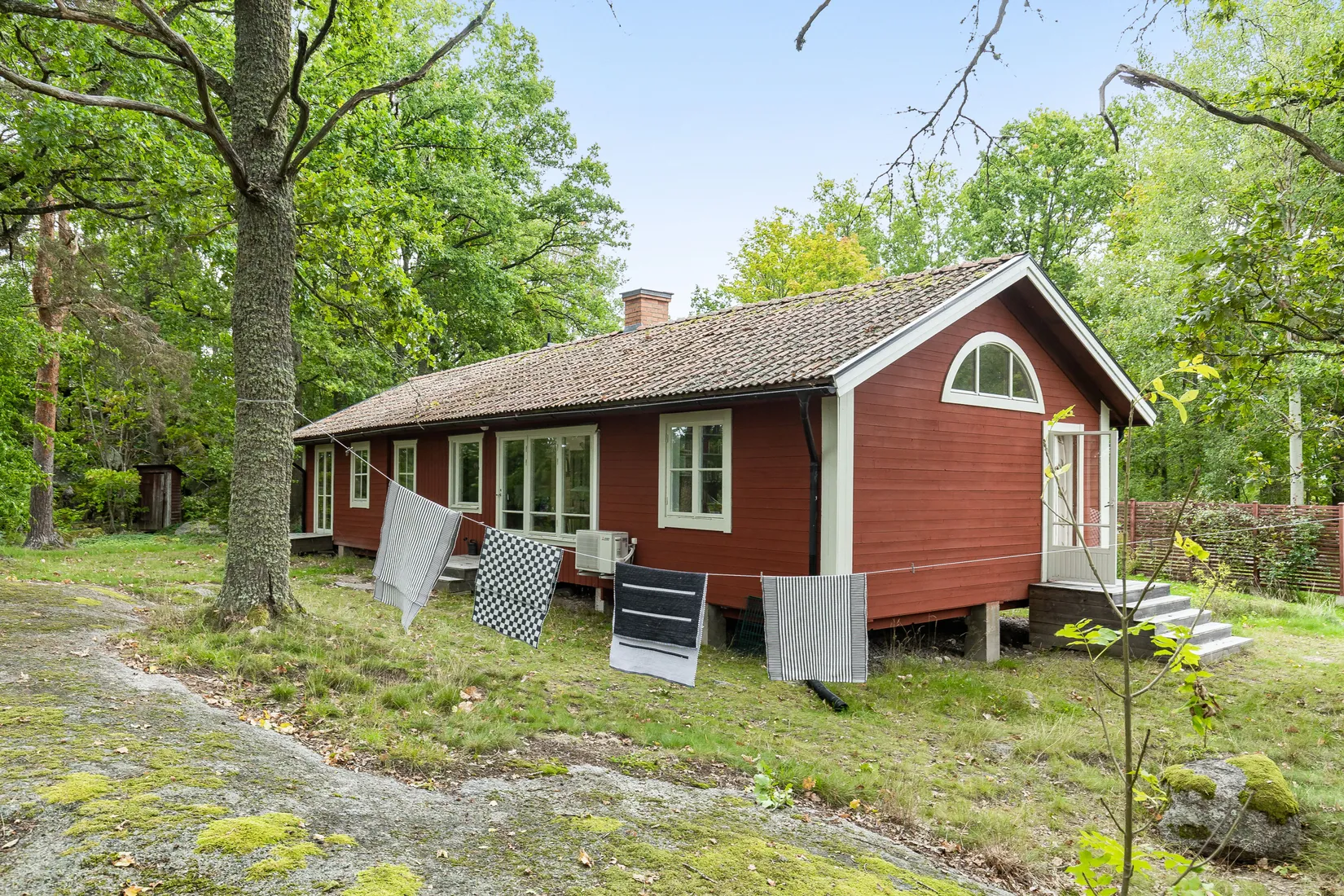 Fritidshus, Oppeby Väsby ekbacken, Kisa, Kinda