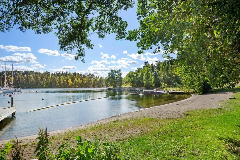Radhus, Alpstigen 22, Lännersta, Nacka