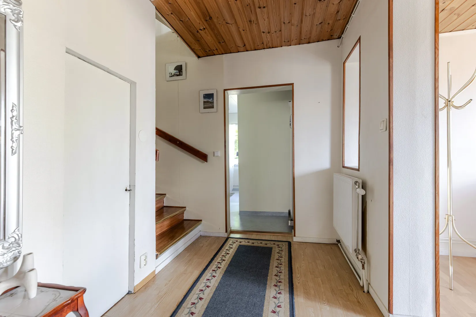 Villa, Nyhallsvägen 14, Hällbybrunn, Eskilstuna