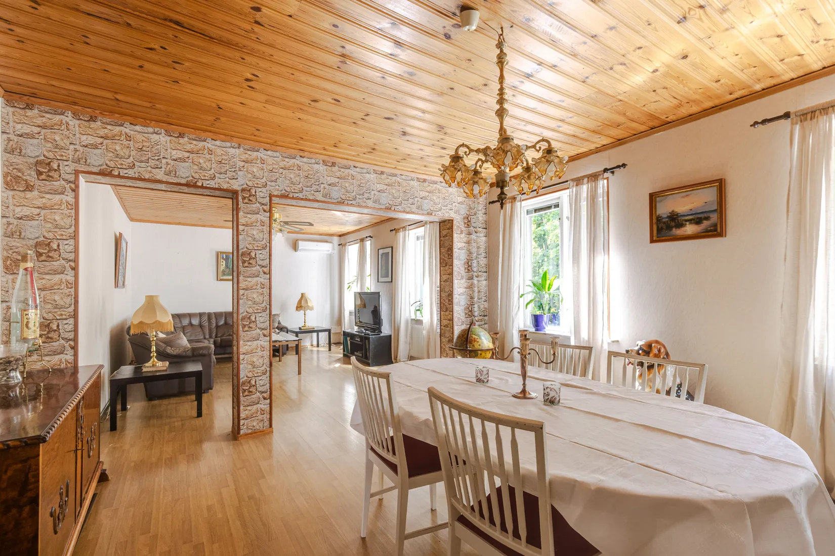 Villa, Nyhallsvägen 14, Hällbybrunn, Eskilstuna