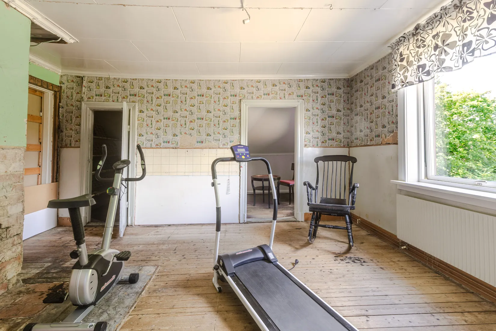 Villa, Nyhallsvägen 14, Hällbybrunn, Eskilstuna