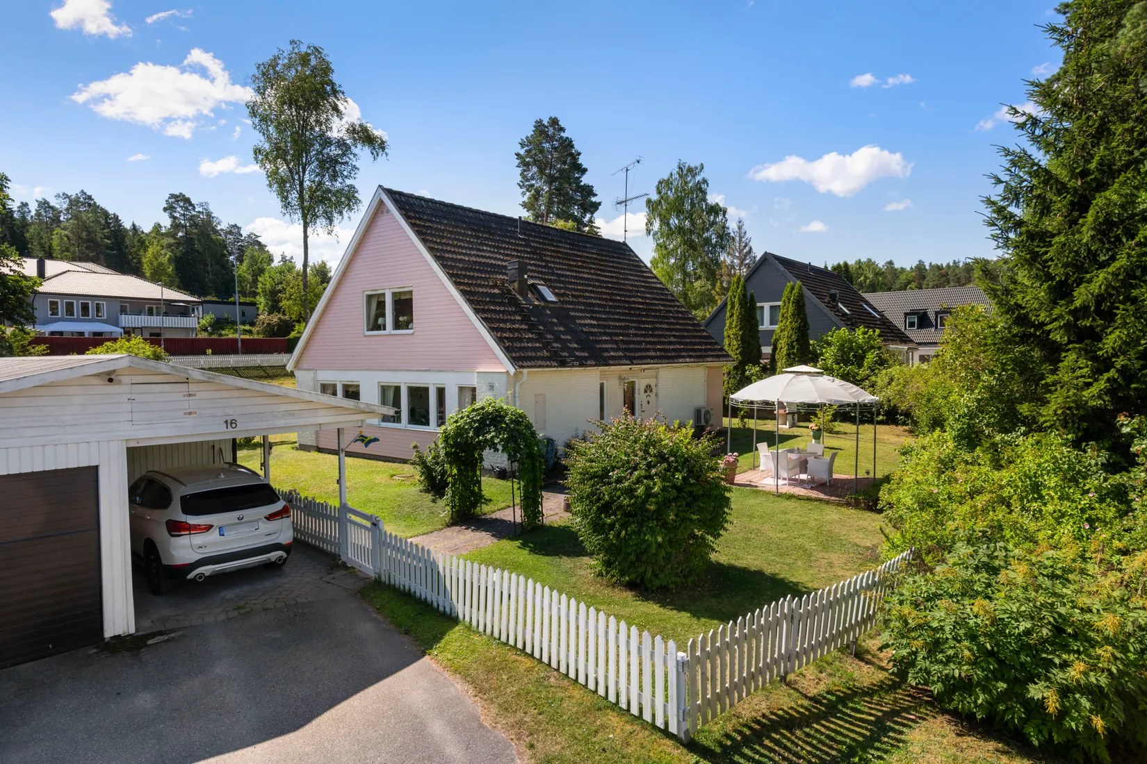 Villa, Aprilvägen 16, Vallabrink, Täby