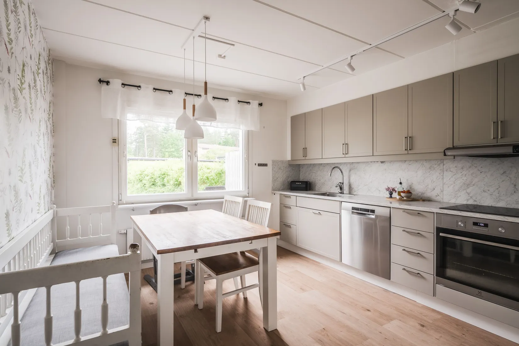Radhus, Hövdingavägen 45C, Bomhus, Gävle