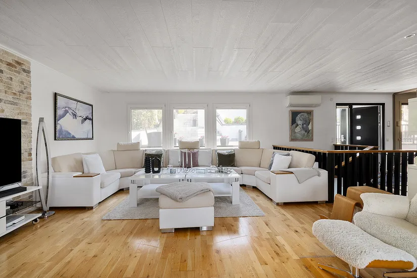 Villa, Kolartorpsvägen 14, Stäket, Järfälla