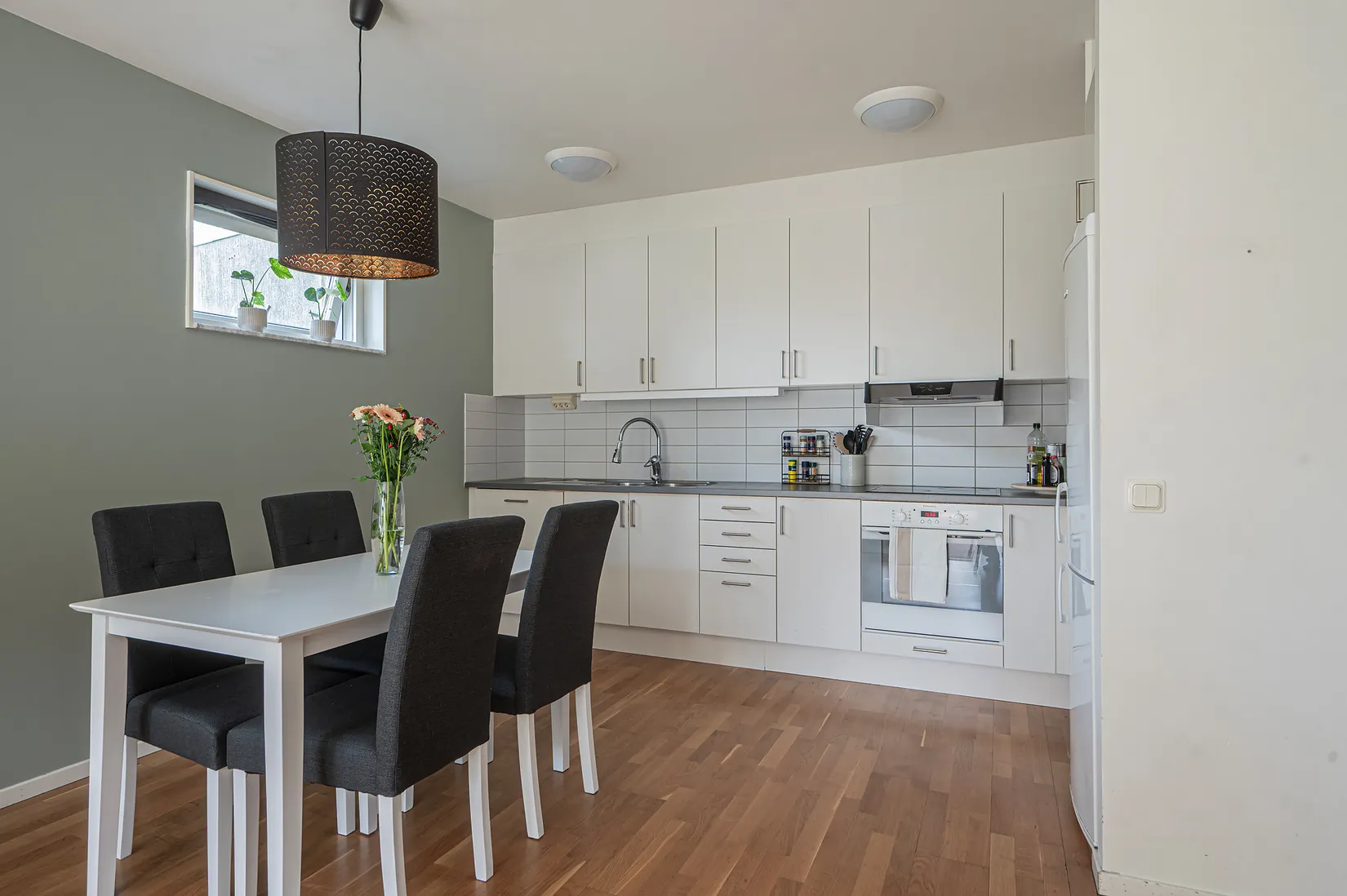 Bostadsrätt, Trädgårdsmästarstigen 8, Söderby, Salem