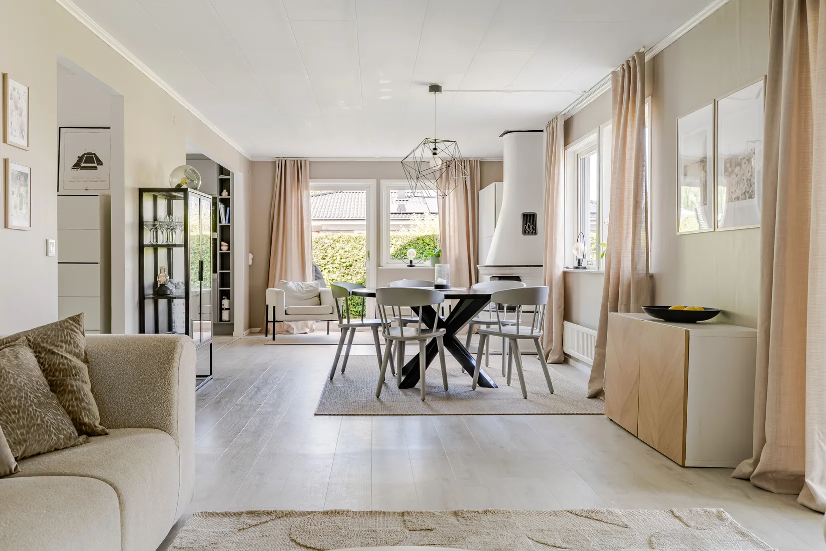 Villa, Lärksångsvägen 12, Linghem, Linköping