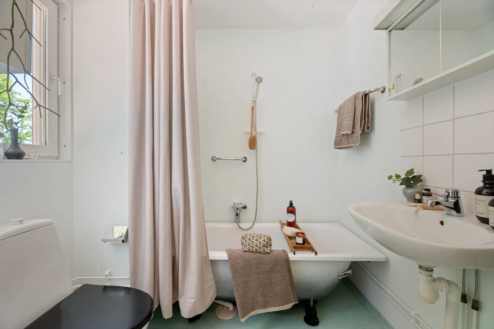 Radhus, Bernadottevägen 20, Valsätra, Uppsala