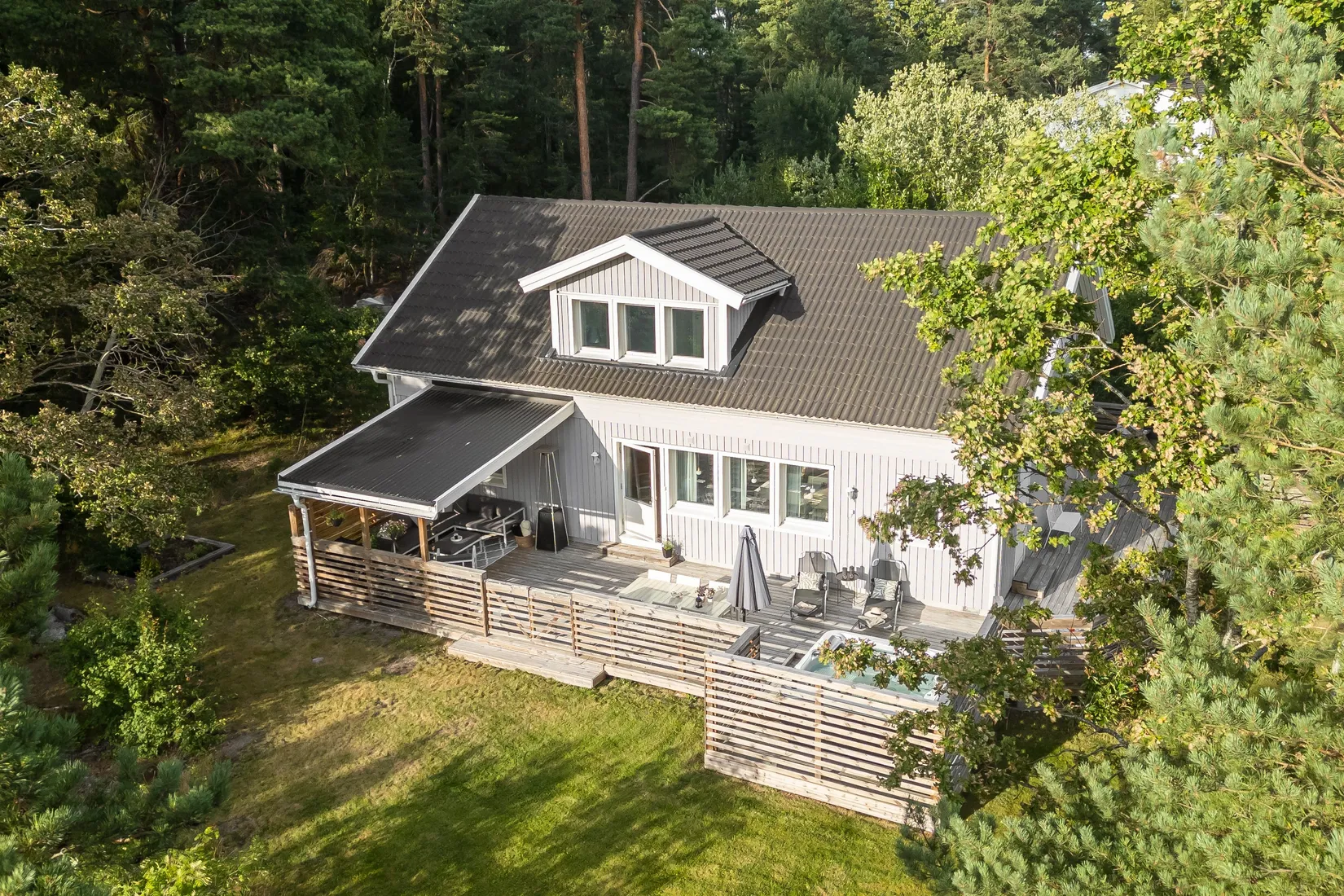 Villa, Krokvägen 9, Resarö, Vaxholm