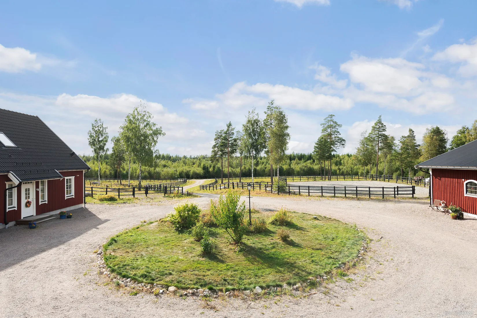 Gård/Skog, Julmyra 337, Heby