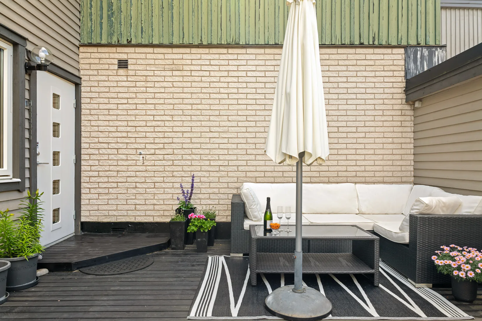 Radhus, Senapsvägen 54, Ekerö Väsby, Ekerö