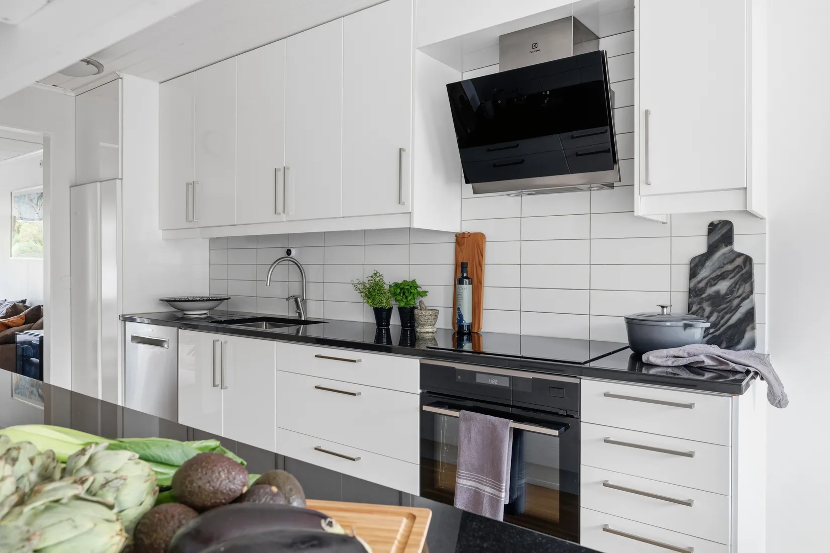 Radhus, Lövmovägen 28, Bollstanäs, Upplands Väsby
