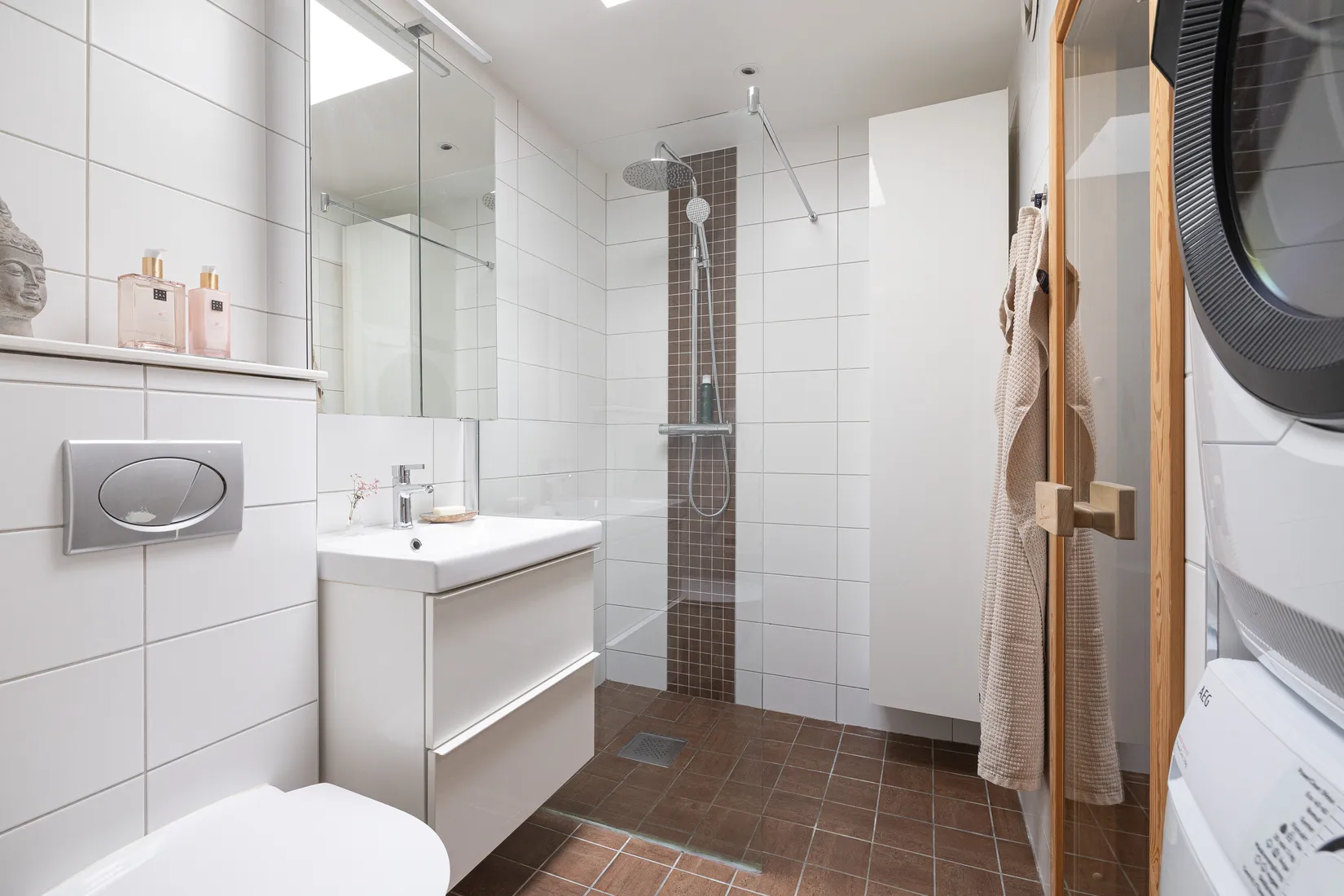 Radhus, Lövmovägen 28, Bollstanäs, Upplands Väsby