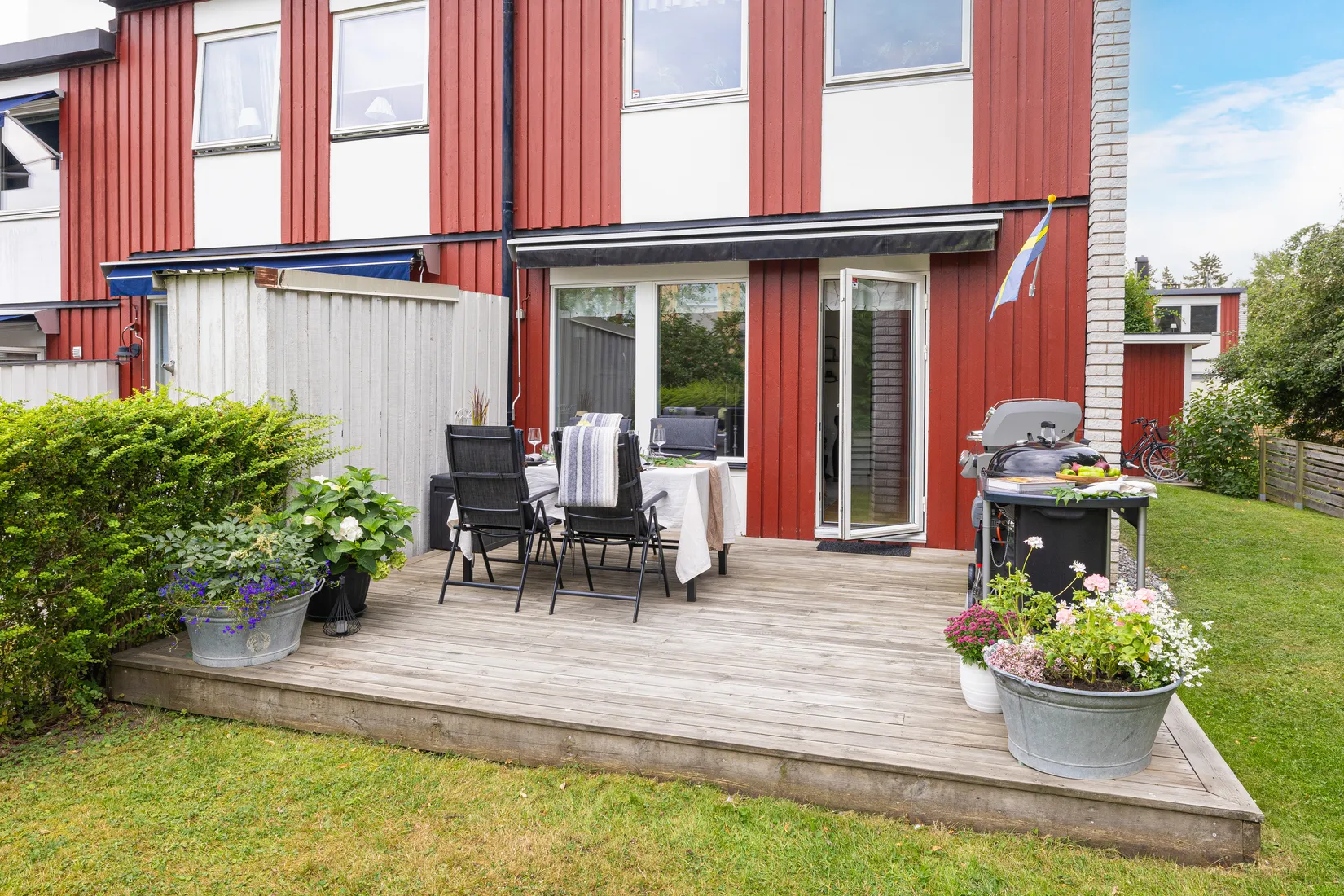 Radhus, Lövmovägen 28, Bollstanäs, Upplands Väsby