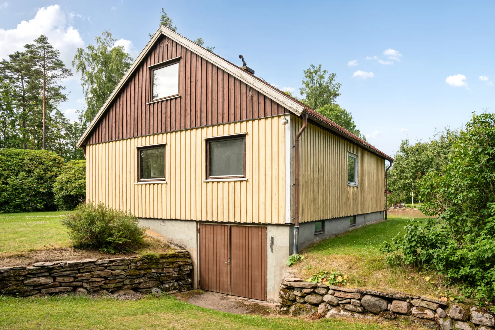 Villa, Kullavägen 10, Tostared, Mark