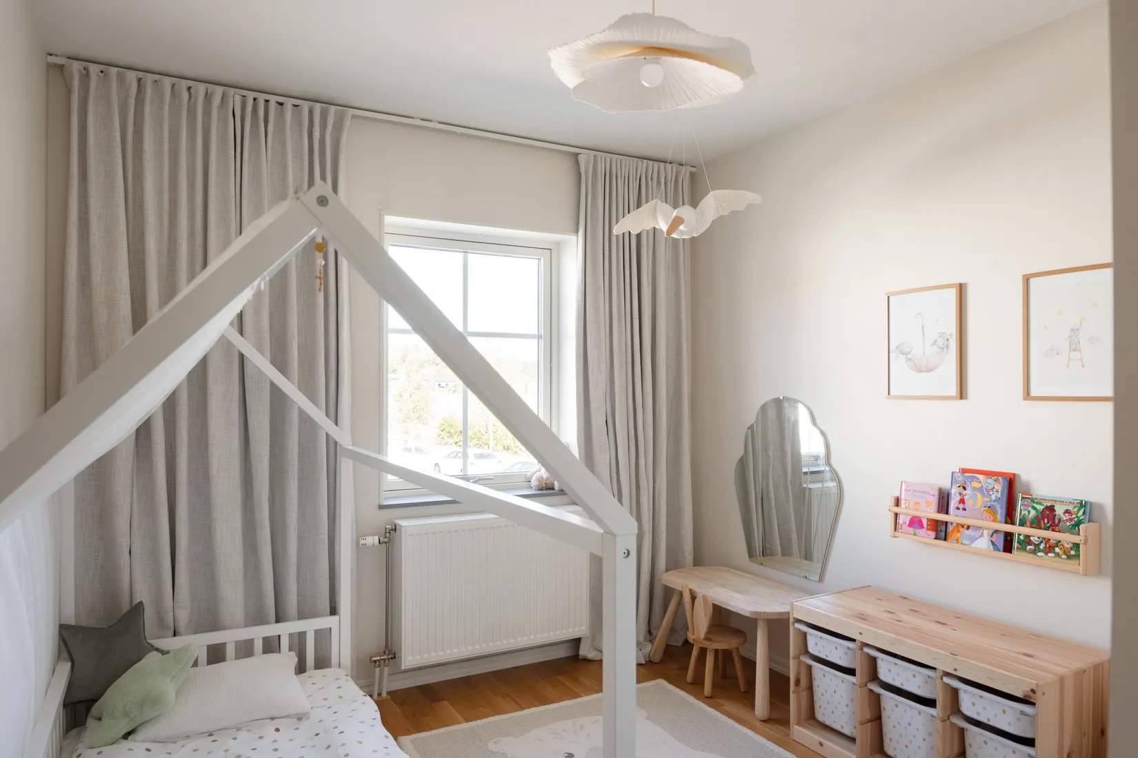 Radhus, Koordinatvägen 1, Skälby, Västerås