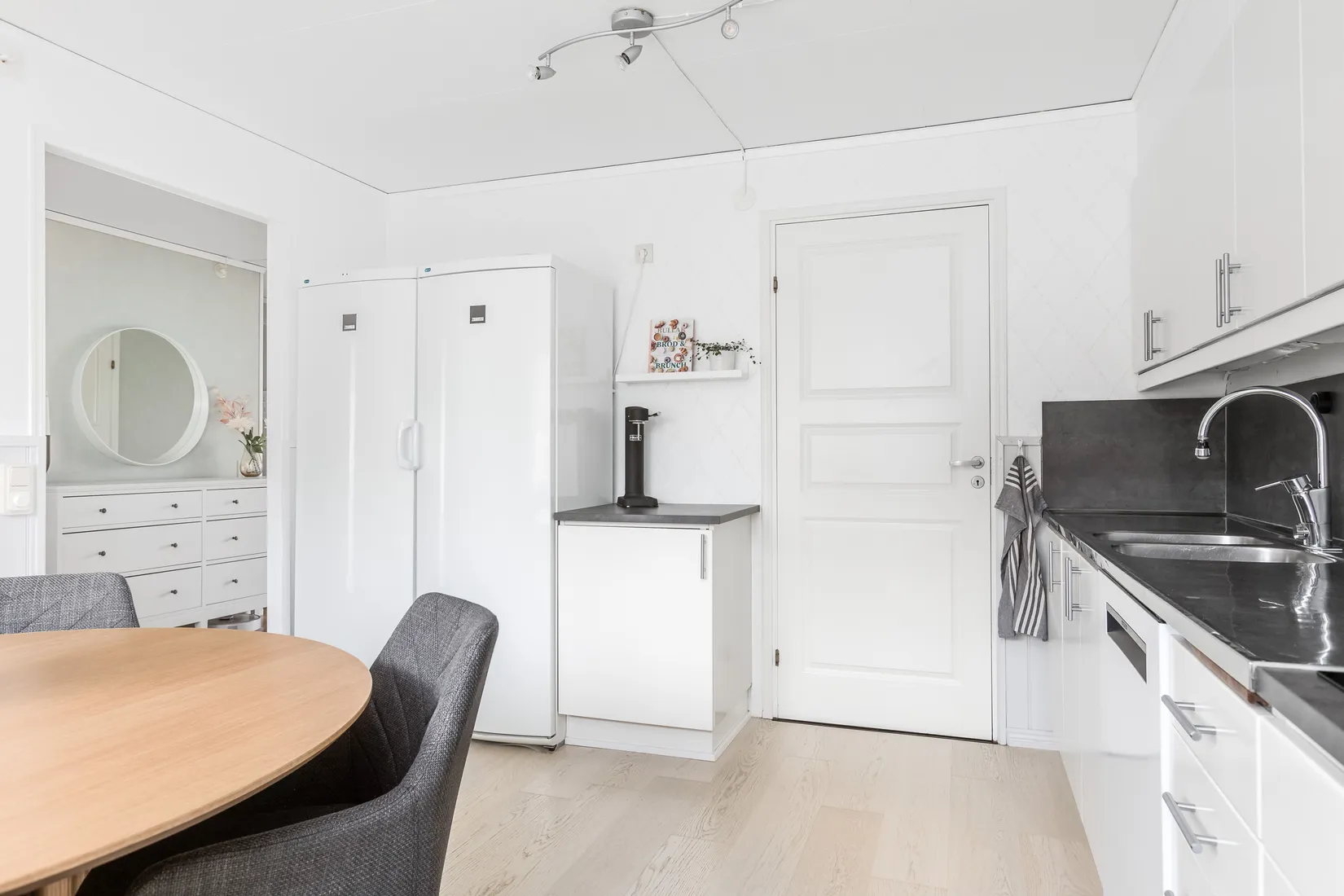 Radhus, Sidvindsvägen 75, Tallboda, Linköping