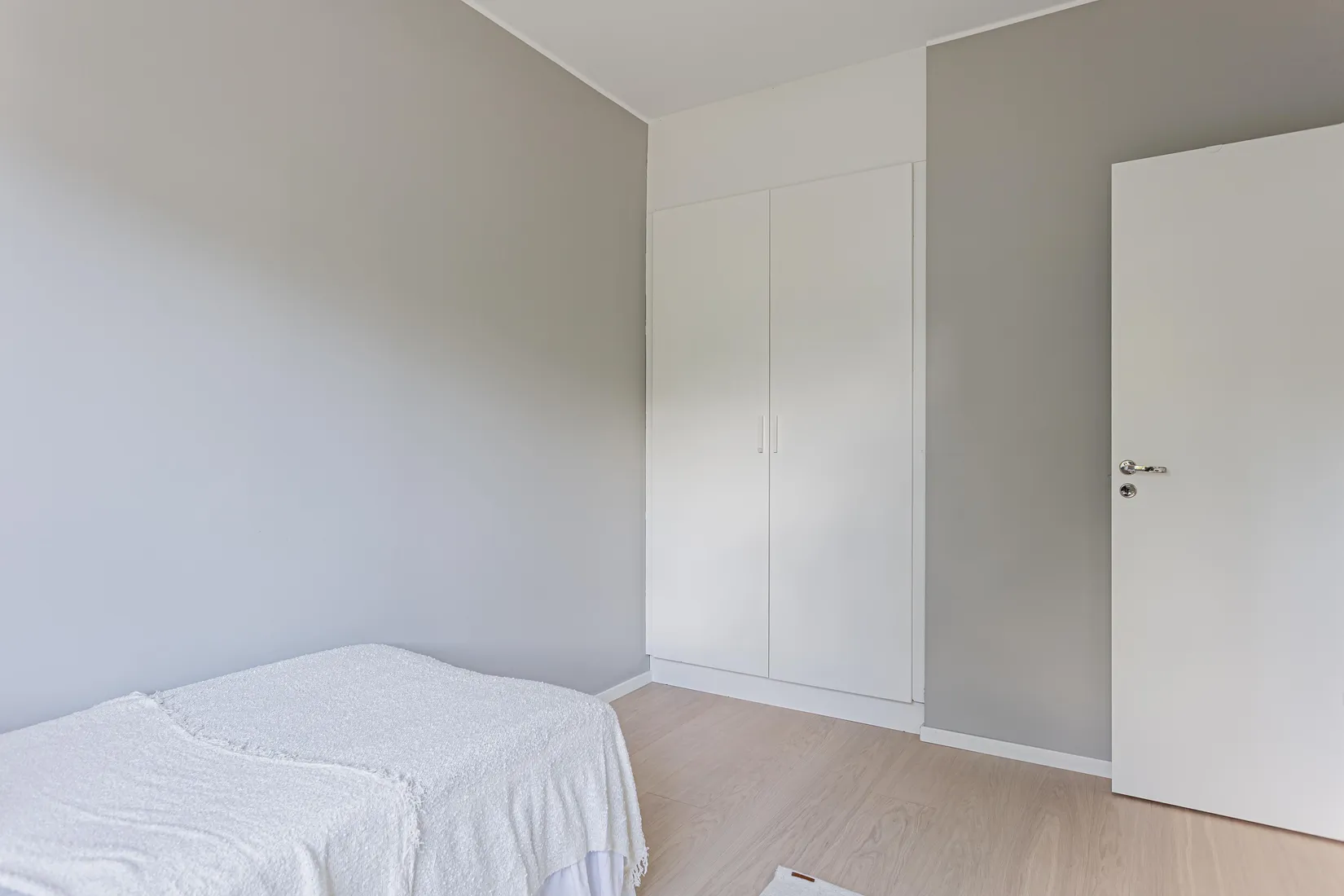 Villa, Morängatan 11, Ullvibackar, Köping