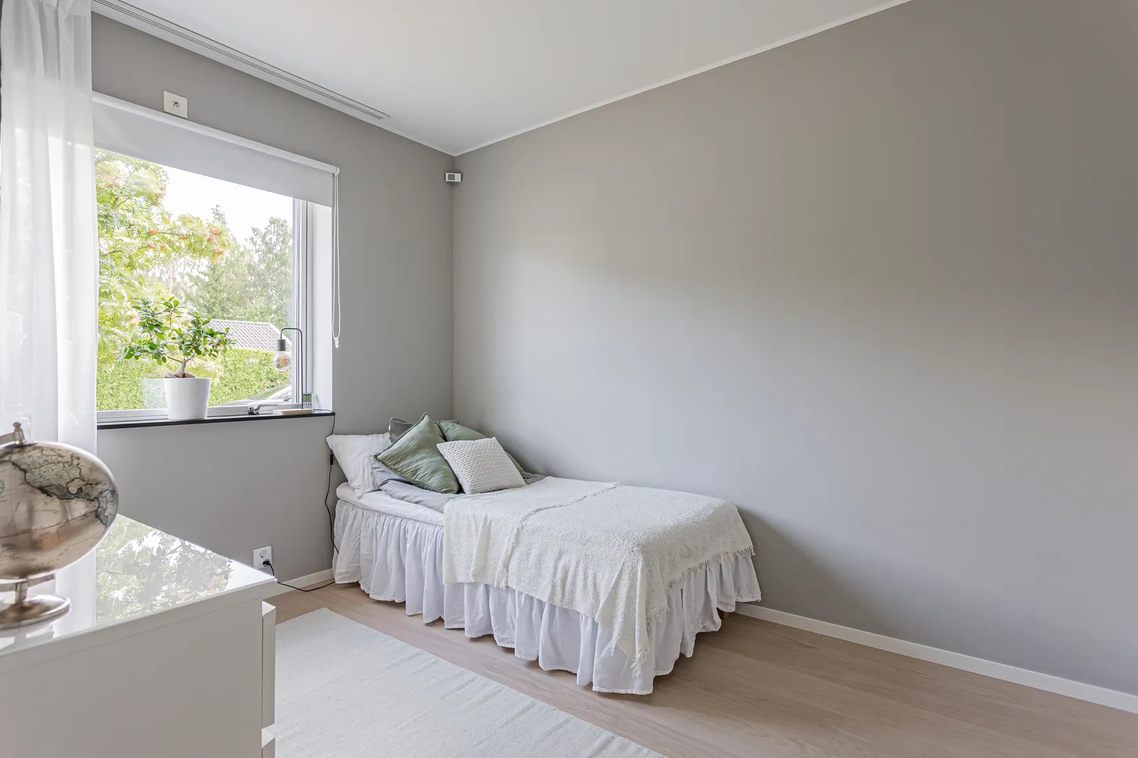 Villa, Morängatan 11, Ullvibackar, Köping