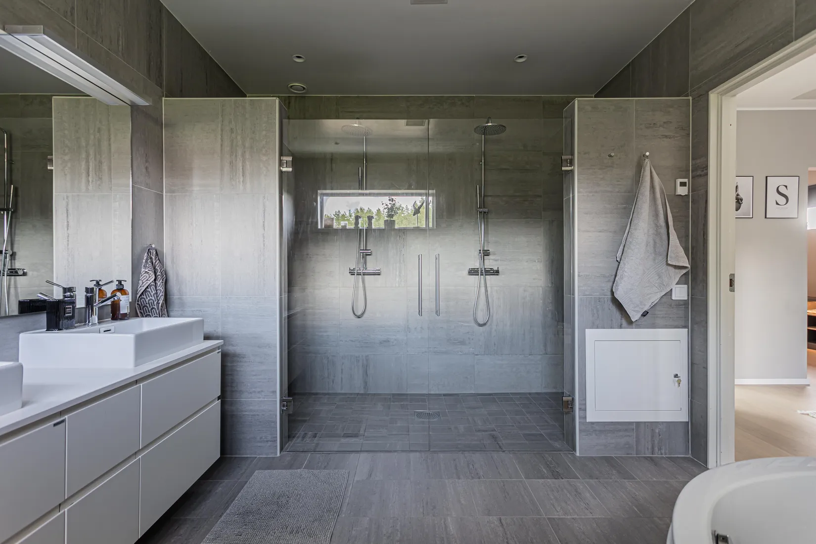 Villa, Morängatan 11, Ullvibackar, Köping