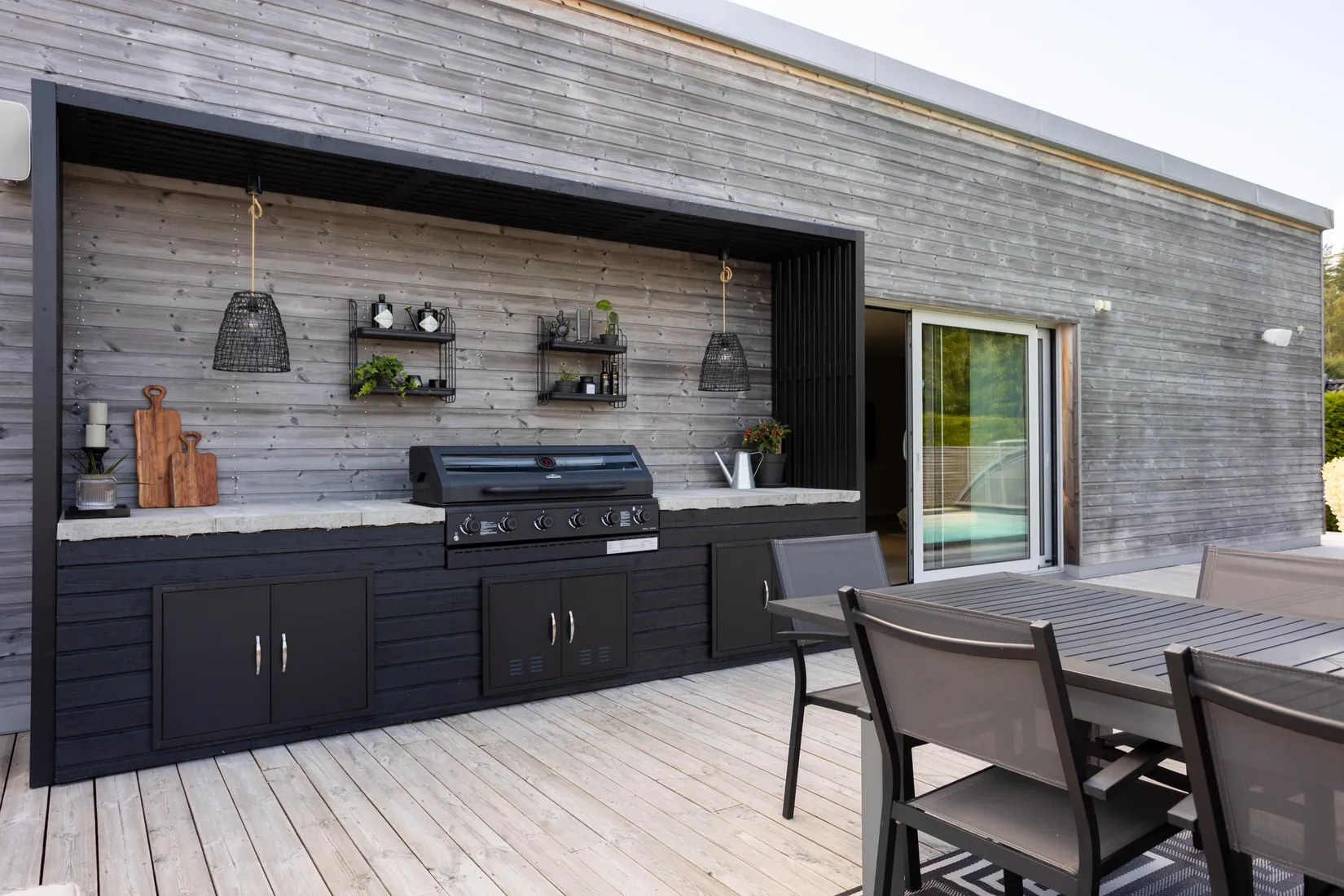 Villa, Morängatan 11, Ullvibackar, Köping