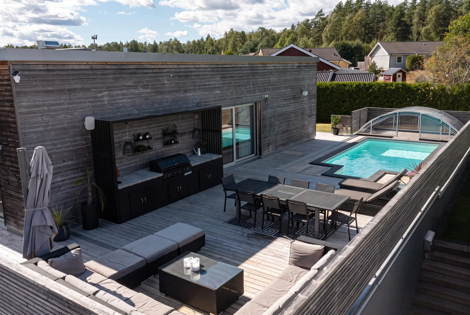 Villa, Morängatan 11, Ullvibackar, Köping