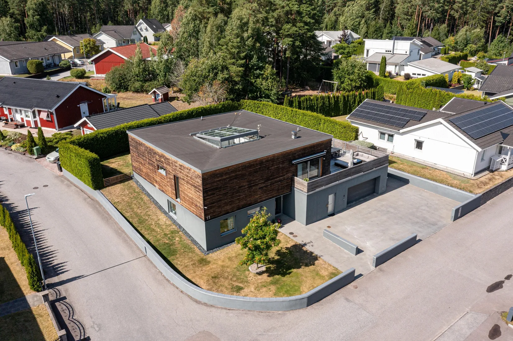 Villa, Morängatan 11, Ullvibackar, Köping